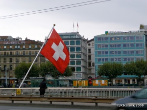 Genebra, vista com bandeira suíça